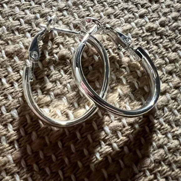 NWT Sterling Silver Hoops - Picture 1 of 4